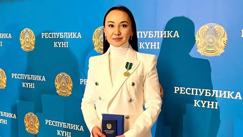 «Түрмедегі туған күн»: бриллиантқа малынып, бренд бұйымдарымен аты шыққан Перизат Қайрат 34 жасқа толды