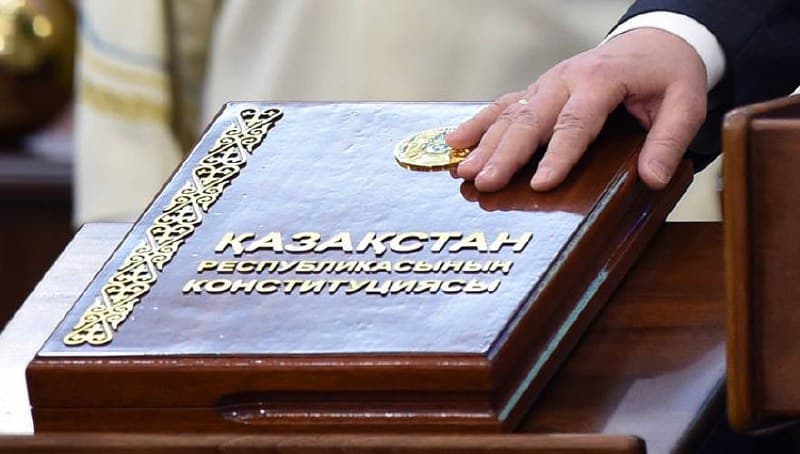 Жаңа Ата заң: Ғалым Қазақстанды бөлшектеу қаупі туралы ескертті