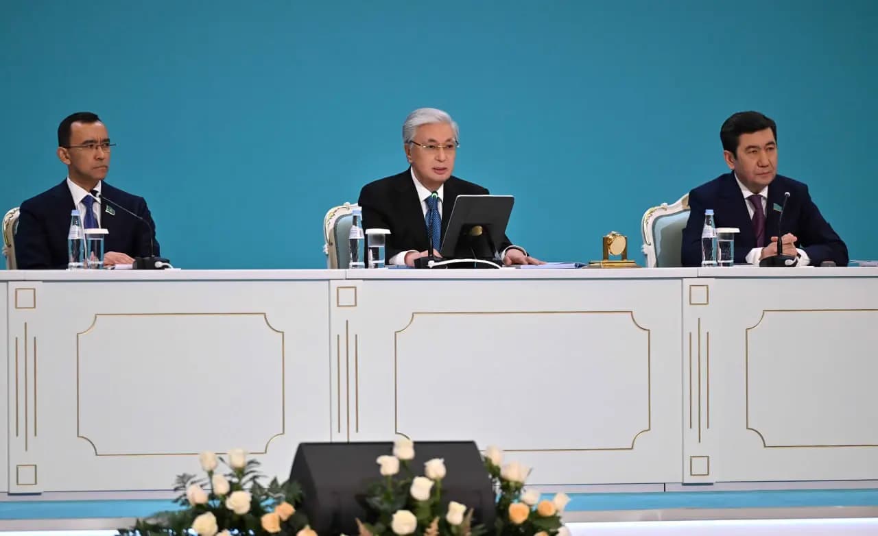 Мәслихат депутаттары халық пен билік арасындағы көпір болуға тиіс – Тоқаев