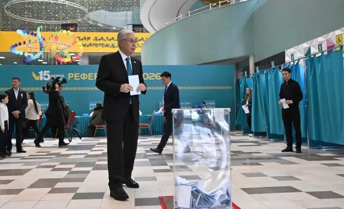 Бұл – тарихи құжат: Президент Қасым-Жомарт Тоқаев республикалық референдумда дауыс берді