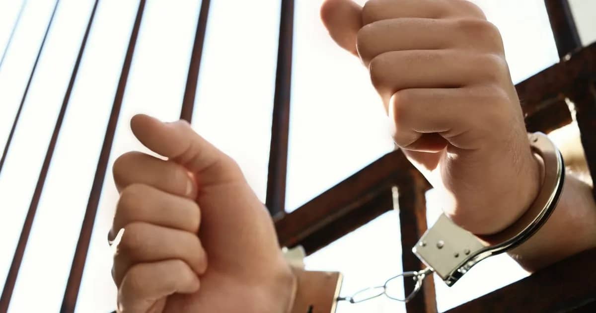 Бензин құйып, өртеп жіберді: бірге тұрған еркекке үкім күшейтілді