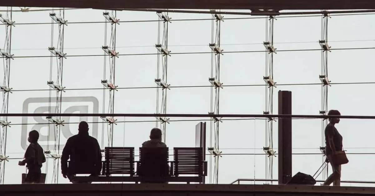 Қырғызстан шетелдіктерге ВНЖ алуды жеңілдетеді: жаңа заң жобасы