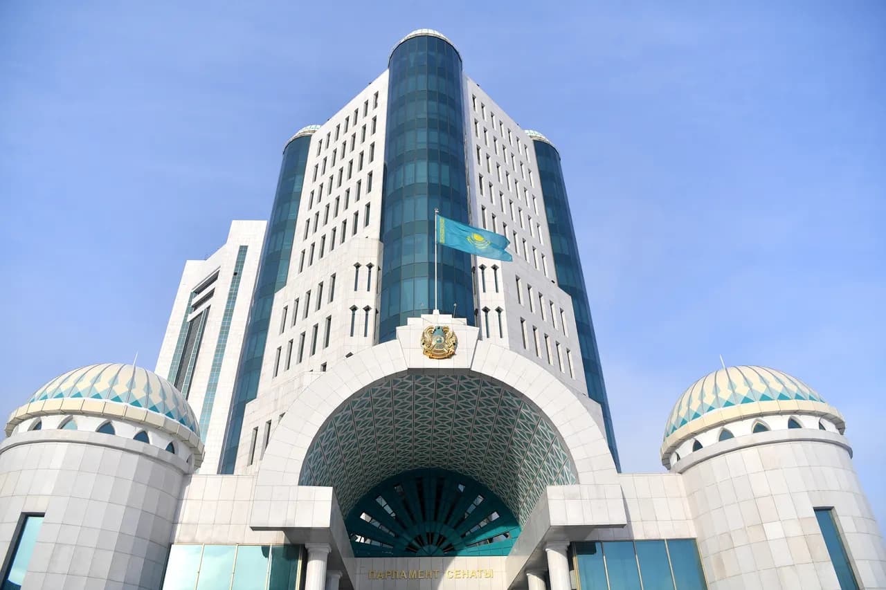 Сталкеры не подпадут под амнистию – Сенат принял закон в двух чтениях