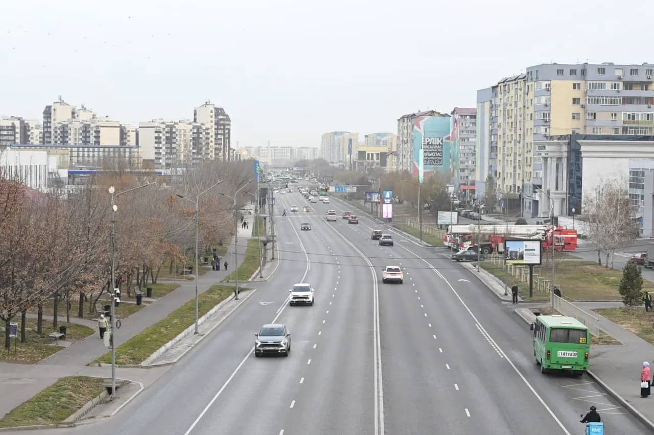 Экономикалық серпін: Алматыда LRT құрылысы басталды
