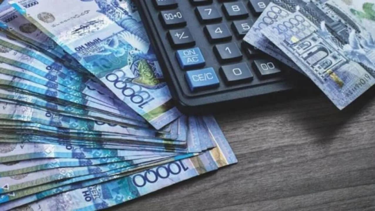 О фактах и интерпретациях вокруг социальных выплат работающим матерям