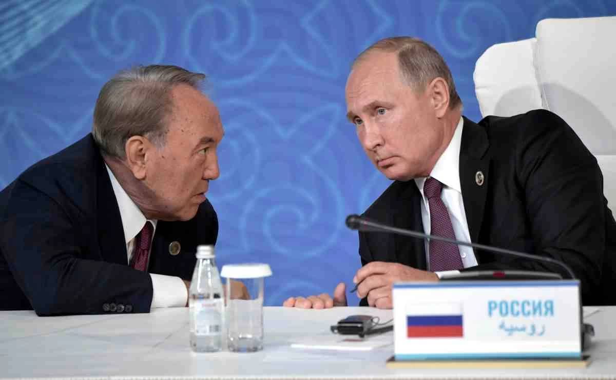 Назарбаев пен Путин Мәскеуде жеке кездесу өткізді