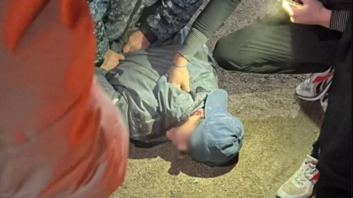Қалтасында пышақ, «отверка» болған: Талғар түрмесінен қашып кеткен күдікті Тереңқара ауылының маңынан ұсталды (видео)