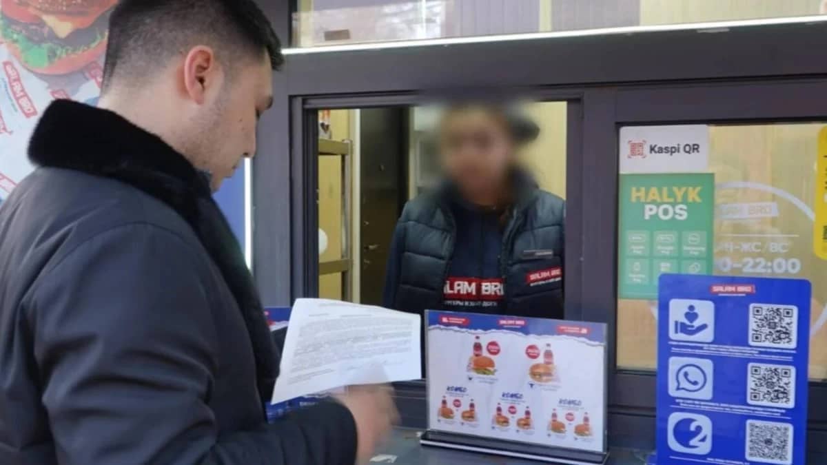 Алматыда заңсыз орнатылған 500 дүңгіршек бұзылады