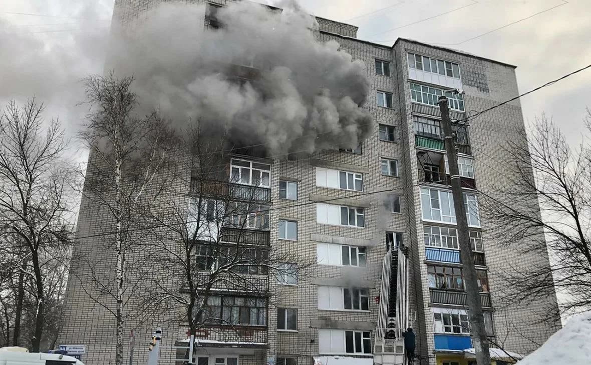 Өскеменде көпқабатты үйден өрт шығып, тұрғындар эвакуацияланды