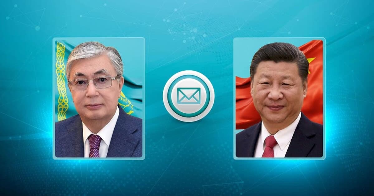 Тоқаев Си Цзиньпинге көңіл айтты