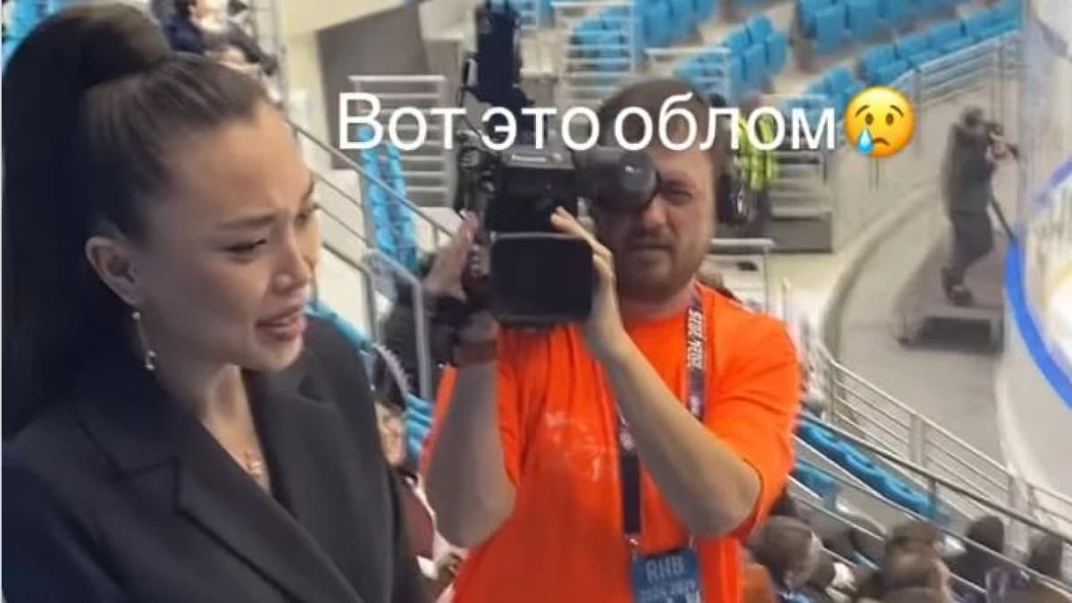 «Барыс» матчы кезінде тұрмысқа шығу туралы ұсынысқа бас тартқан қыз желіні шулатты