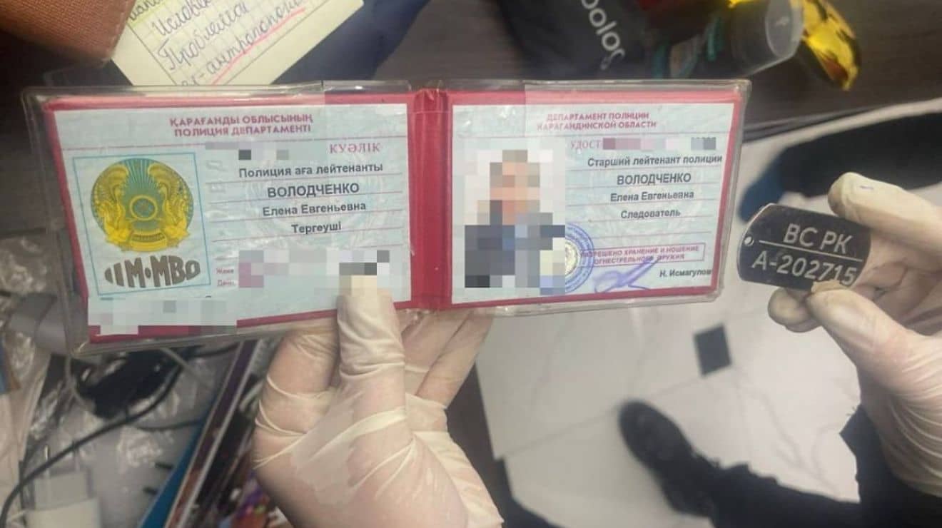 Тергеуші болған: Алматыда есірткімен ұсталған қос қыздың бірі Қарағанды облысы ПД бұрынғы қызметкері болып шықты
