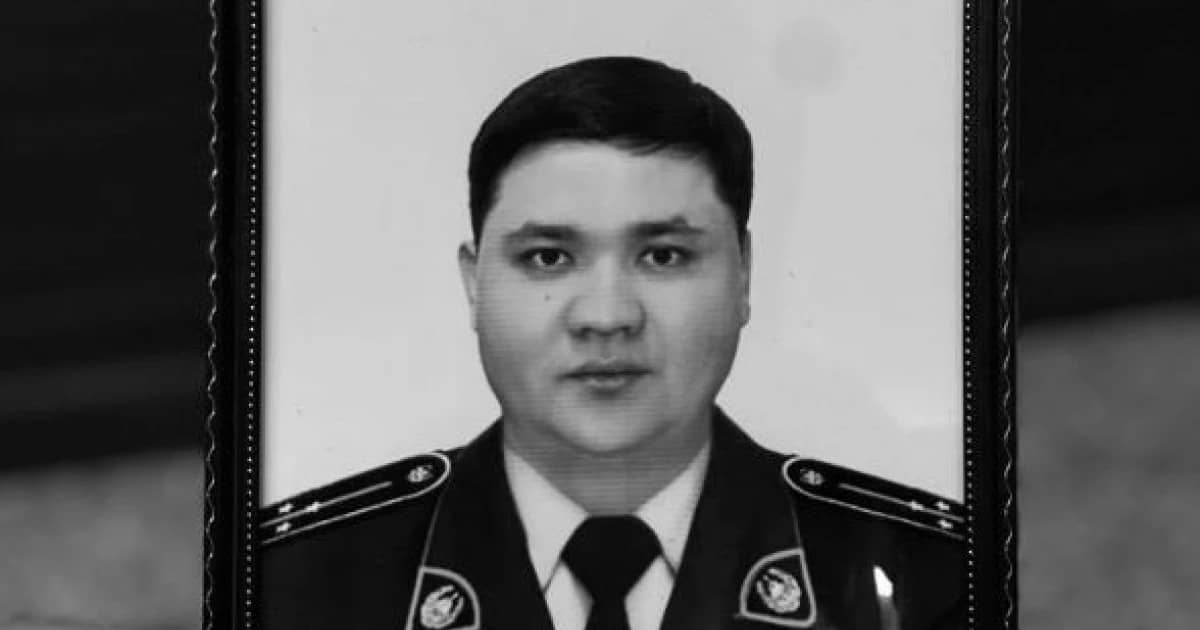 Жамбыл облысында қарсы жолға шыққан жүргізуші полицияны қағып өлтірді