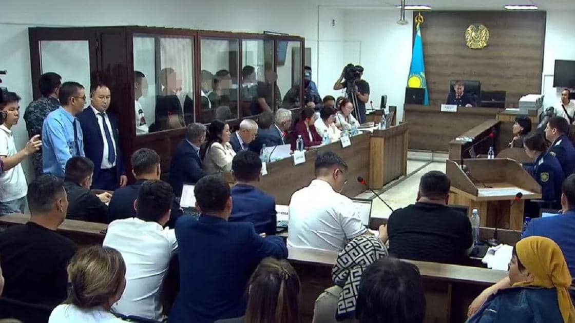 Талғардың тәрбиесіз тексіздері: Шерзатқа қарақшылар үш рет пышақ тыққанда соңғысы денесіне қадалып қалған