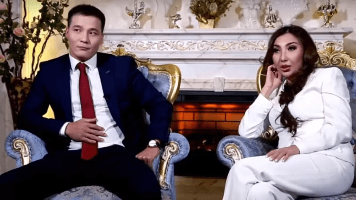 Әнші Сиви Махмудидің бұрынғы күйеуі Аңсар Қажымұқанұлы алаяқтық жасап, сотталды