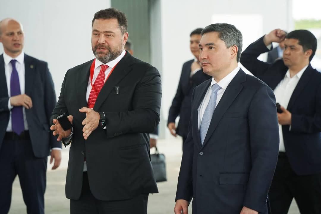 Инвестиция 13 млрд теңге: Михаил Ломтадзе Премьер-министрге цифрлық сауданың жаңа белгісін таныстырды