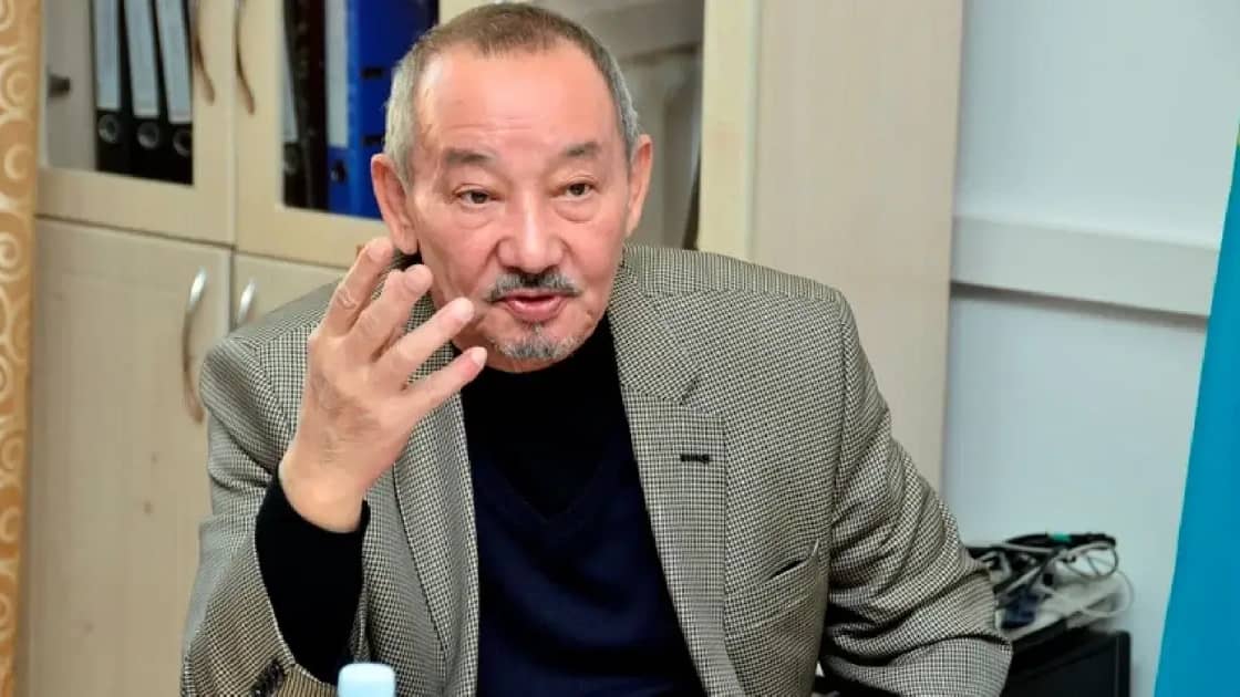 «Соңында өшпес із қалдырды»: министр Балаева ақын Темірхан Медетбектің қазасына көңіл айтты