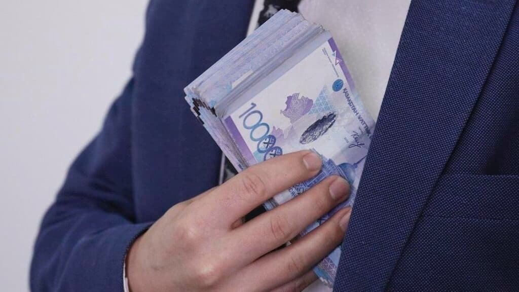 Шымкентте директор мен есепші 71 млн теңге жымқырған