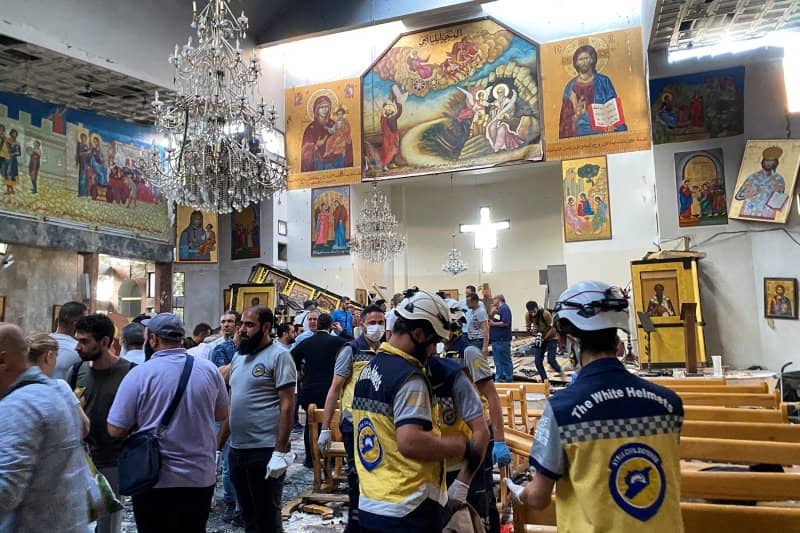 Діни сенімдерін өзгертуді талап еткен: Шіркеуде болған жарылыстан 15 адам қаза тапты