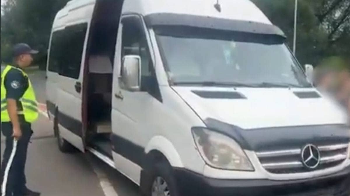 Мас жүргізуші балаларды лагерьге апара жатқан жерінен ұсталды