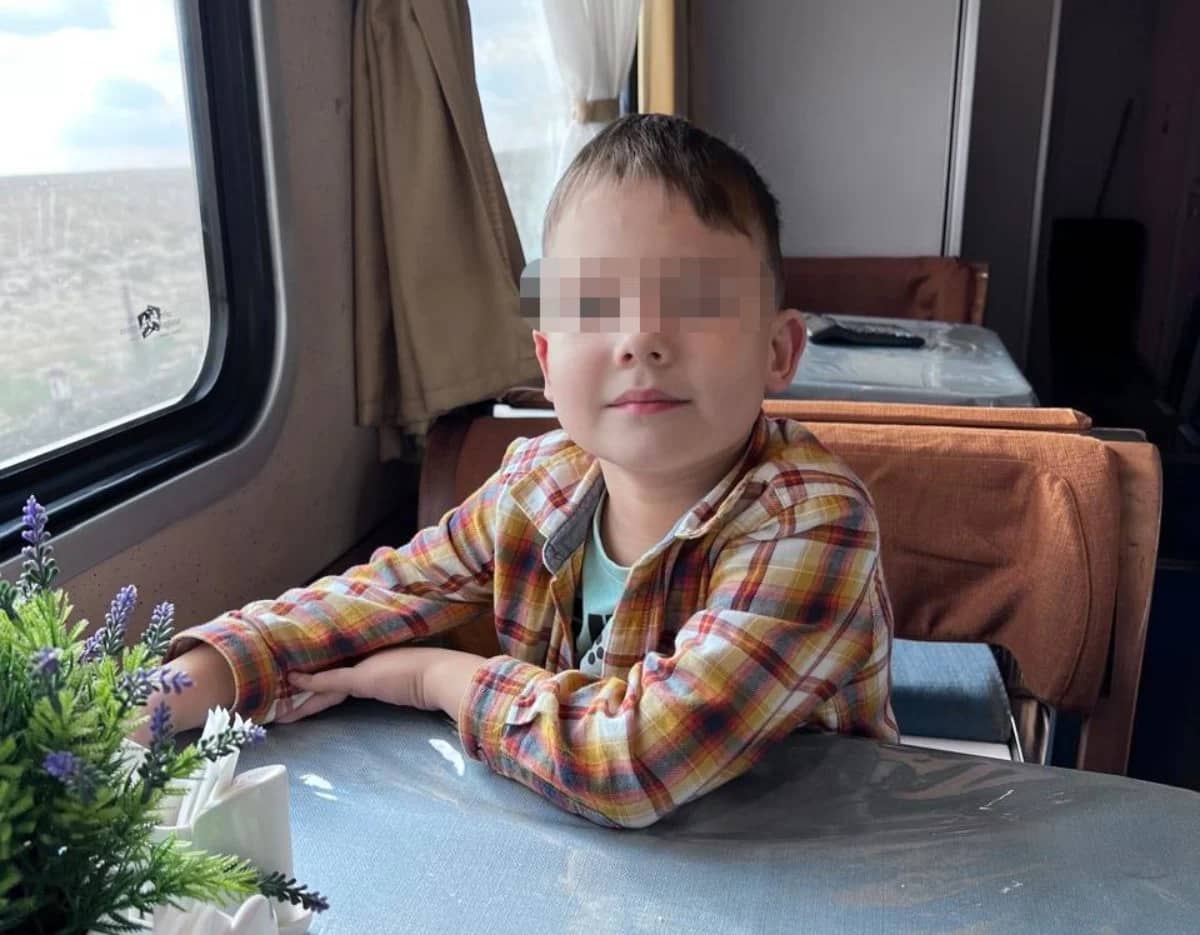«Аулада бензин құйып, өрт қойған»: Оралда денесін 95% күйік шалған 8 жасар бала көз жұмды