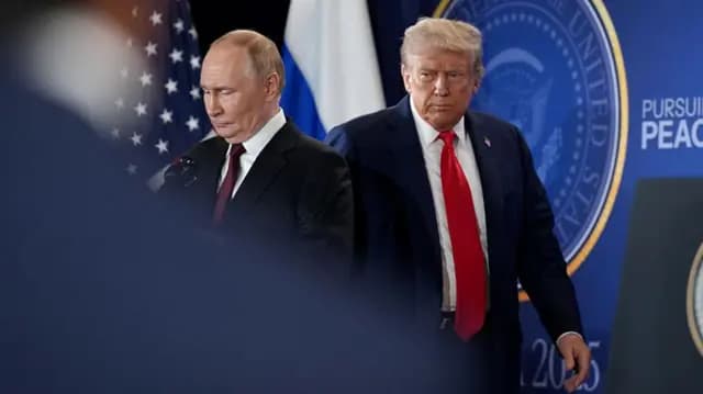 Трамп Путинмен кездеспейтін болды: АҚШ ресейлік компанияларға санкция салды