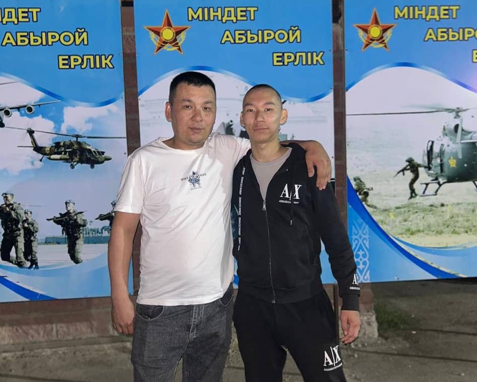 Әскерке келіп 1 аптадан соң қайтыс болған 18 жастағы Нұрасылдың қазасы қоғамды дүр сілкіндірді