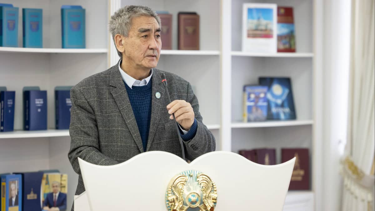 Бүркітбай Аяған: “Ғылым мен білім арасындағы байланыс әлсіреп кетті”