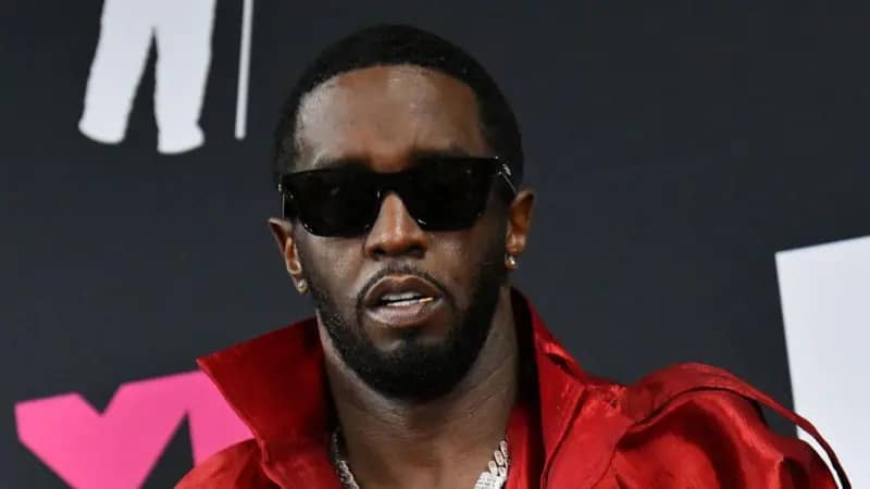 Сотта ағыл-тегіл жылады: атақты продюсерге үкім шықты