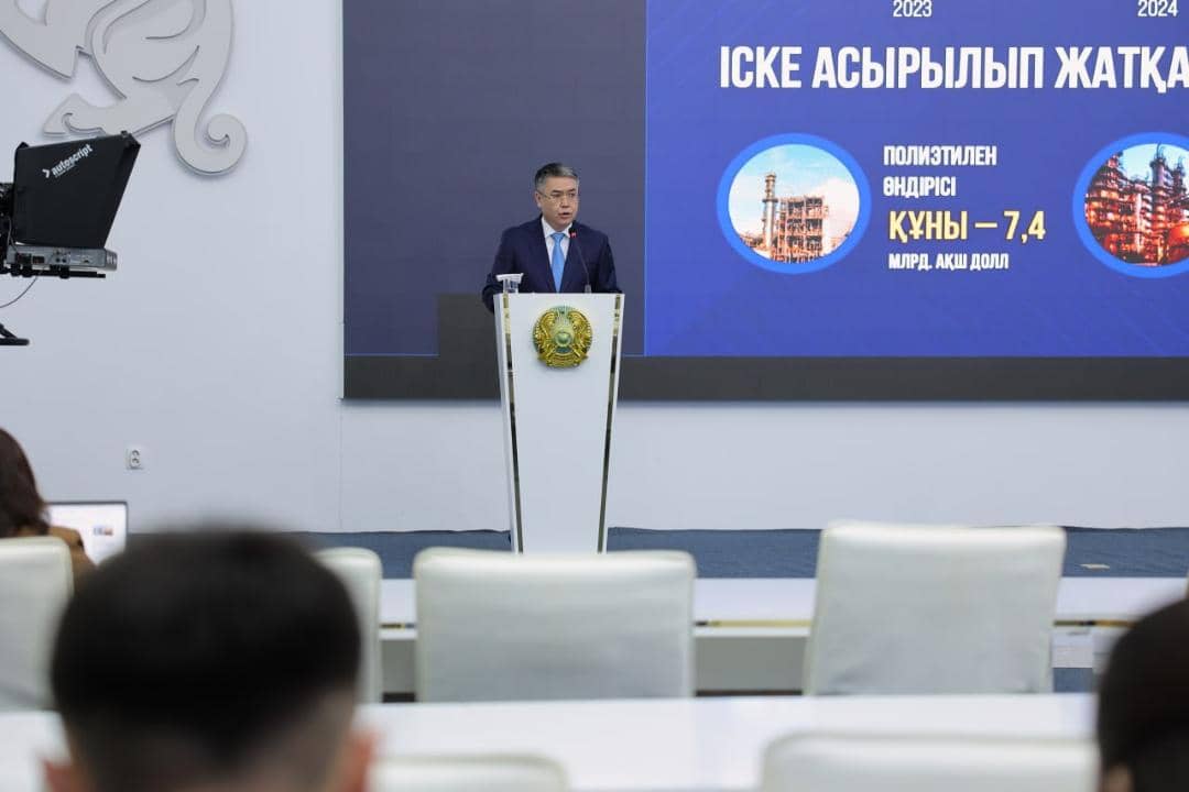 Атыраудағы лотос алқабы басты туристік бағытқа айналды