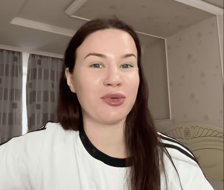 «Құным бір бұтақ, сымнан сақина жасады»: орыс қызы күйеуінің өзіне қалай ұсыныс жасағанын айтып елдің ықыласына бөленді