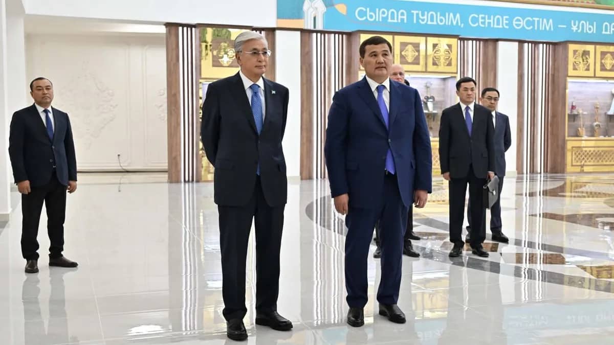 «Күмәнсіз, табандылықтың арқасы»: Президент Қызылорда облысының әкімі Нұрлыбек Нәлібаевтың жұмысына жоғары баға берді