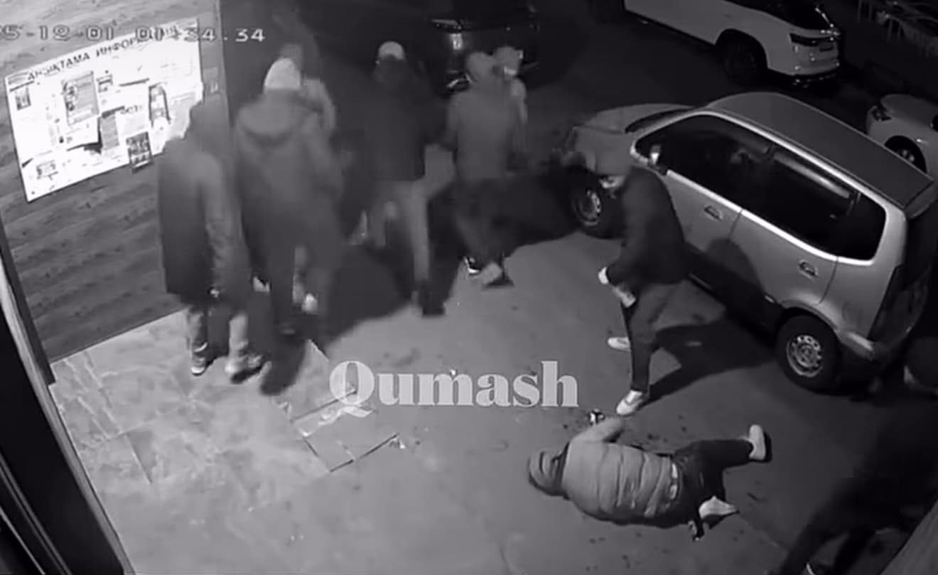 Талғарда тағы қылмыс: өтіп бара жатқан бозбаланы жабылып ұрғандар ұсталды