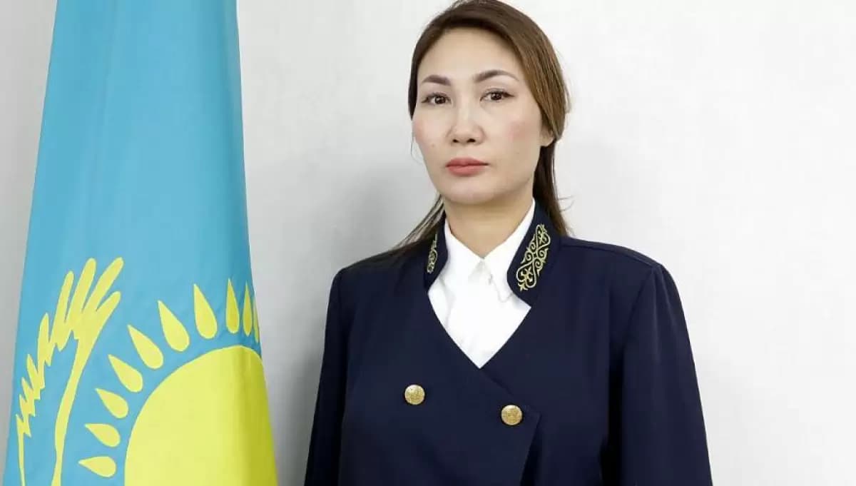 «Ішкіш қазының қылығы»: Астанада судья Әсел Досаева қызметінен қуылды