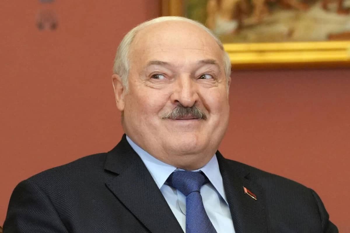 «Әрдайым көмектесуге дайынбыз»: Лукашенко Қазақстанның жаңа Конституциясын әзірлеуге ниеті барын айтты