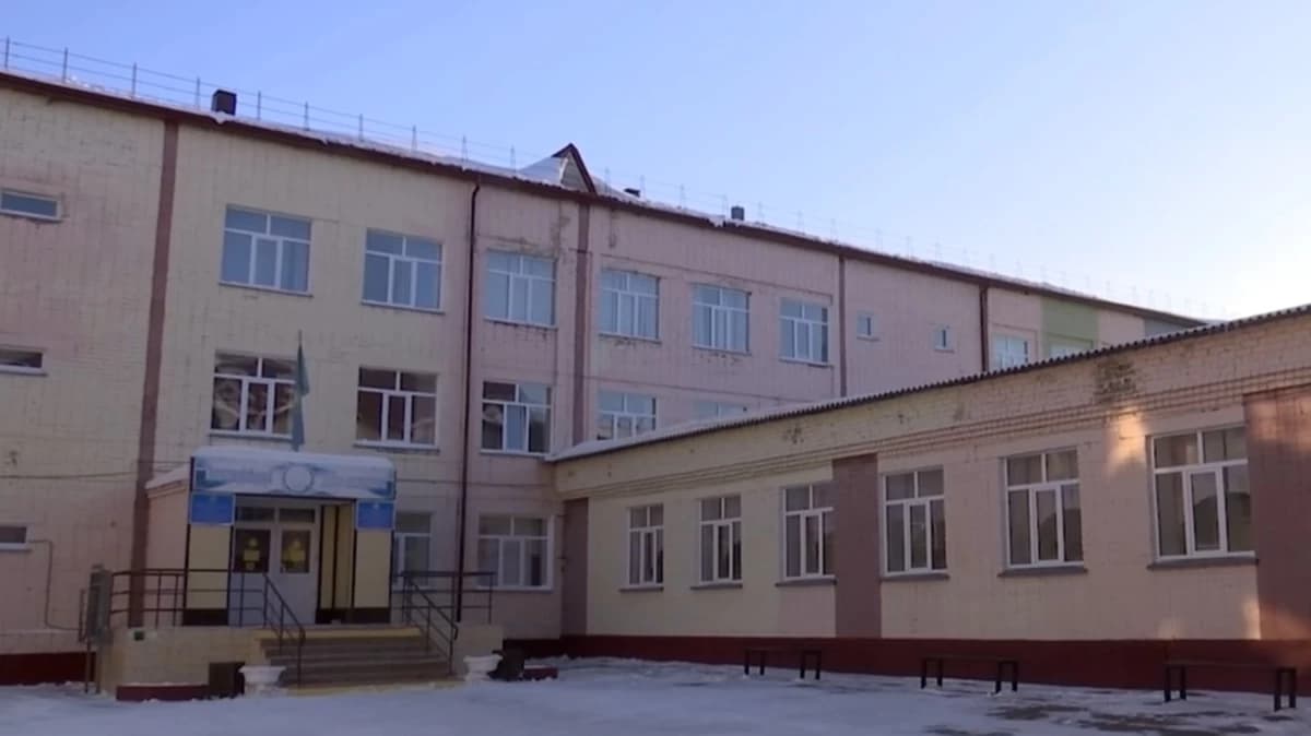 Петропавлда оқушы 50 мың теңге бермесе, мектепке шабуыл жасайтынын айтқан