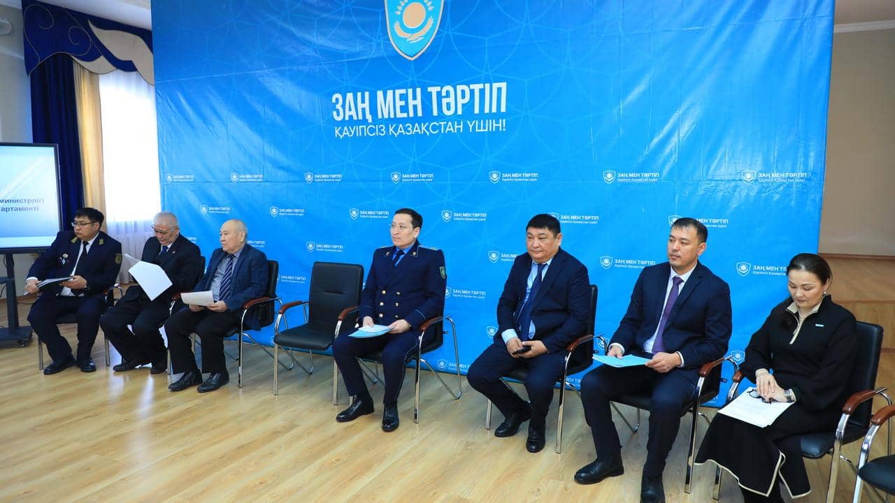 «Құқық тәртібі әліпбиі»: Қарағанды облысында әділет департаменті қоғам үшін есік ашты