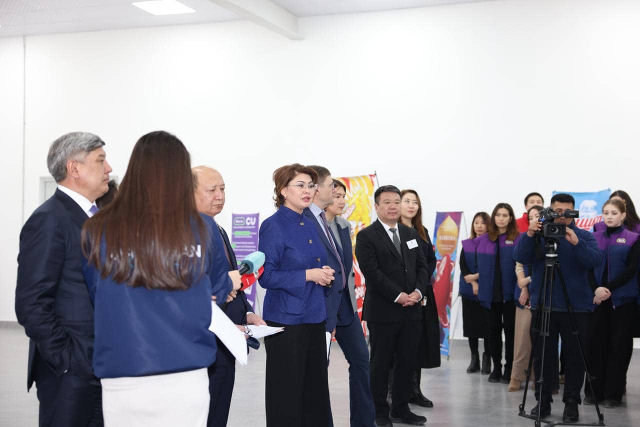 Жалпыұлттық коалиция өкілдері «Шин-Лайн» ЖШС ұжымымен кездесті