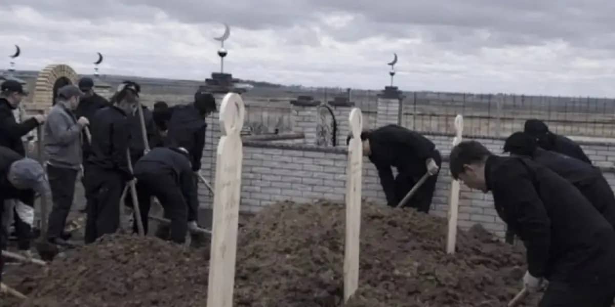 Астанада өрттен көз жұмған үш баланы әкесі жер қойнына тапсырды